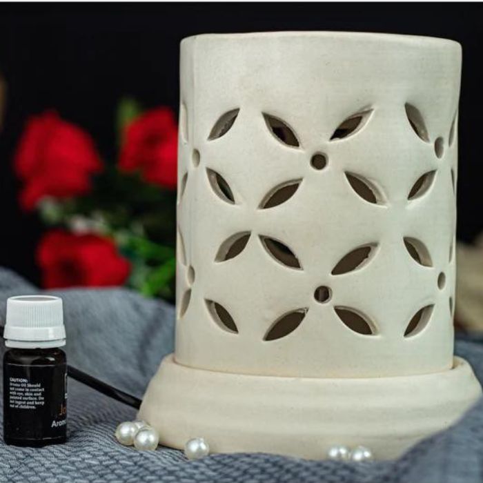 IVORY AROMA OIL & DIFFUSER SET OF 1 PCS