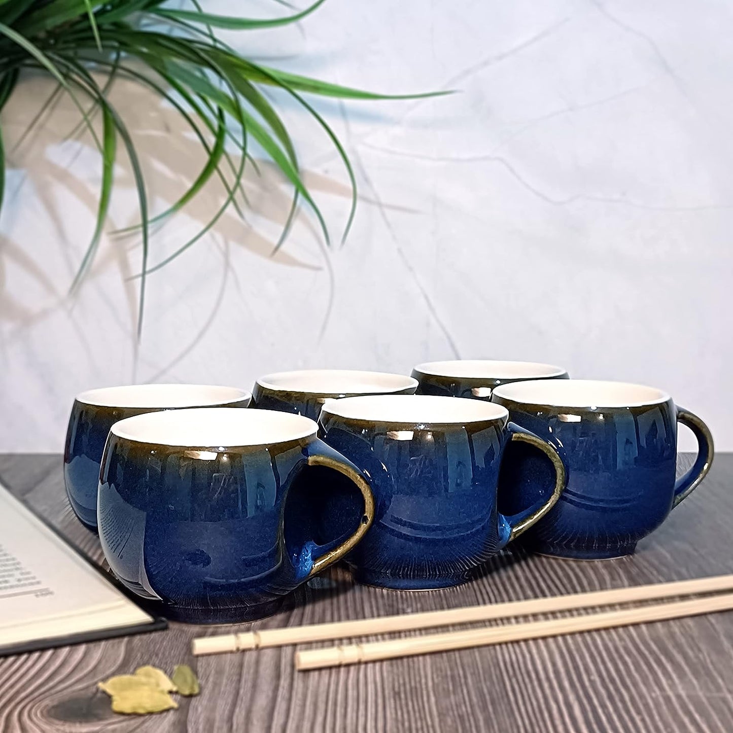 Glossy Blue Round Tea Cups